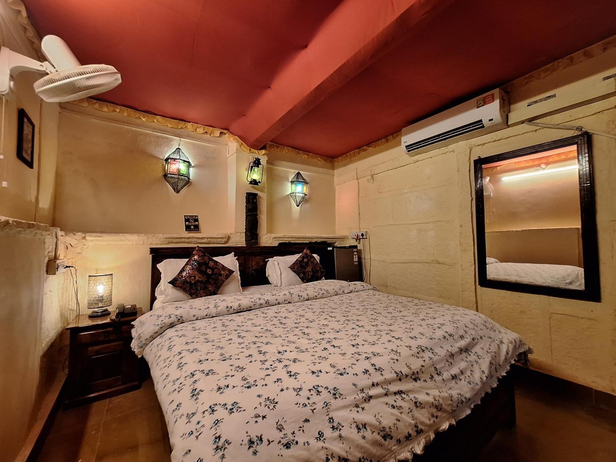 Desert Haveli Guest House 자이살메르 외부 사진