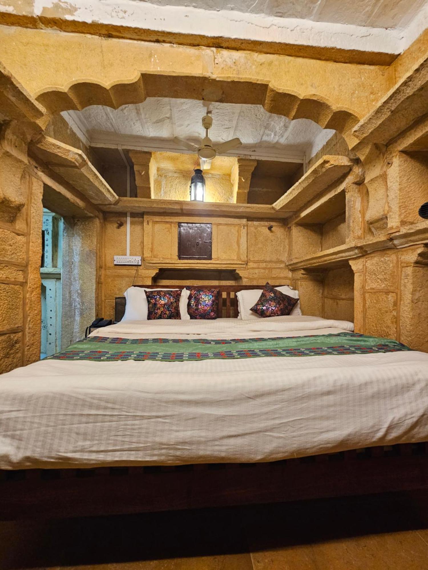 Desert Haveli Guest House 자이살메르 객실 사진